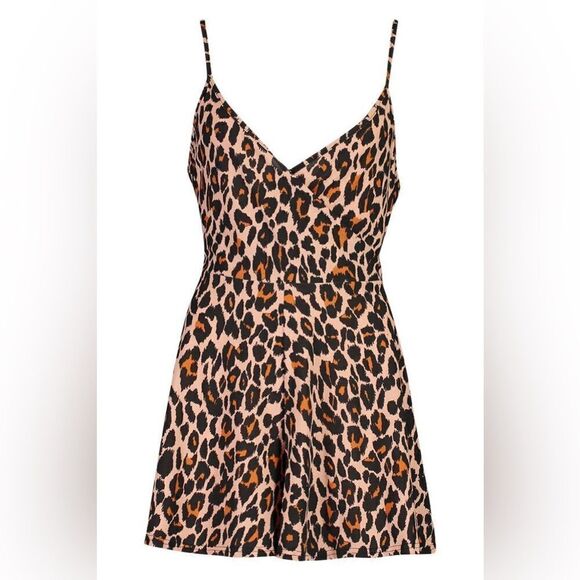 Boohoo LEOPARD PRINT FLIPPY ROMPER - Picture 4 of 16